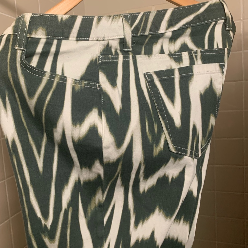 Jeans - Picture 9 of 9